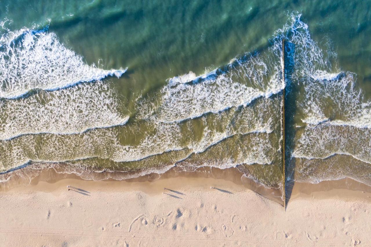 Collins Beach Устроне-Морське Екстер'єр фото